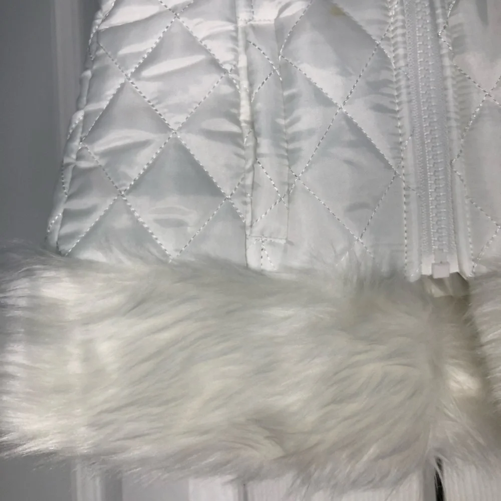 Satin flowers girls faux fur hooded white winter vest patent‎ closure heart sz 5